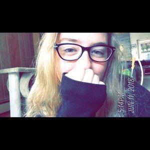 Meet your Posher, Brianna